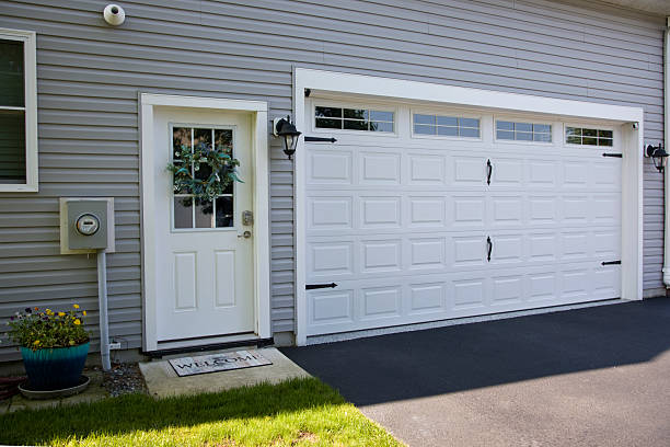 24/7 Emergency Garage Door Panel Replacement experts in Dobson, NC